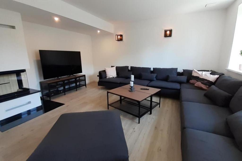 FH Magnolia fuer 12 Pers. mit Terrasse + Dachterasse Villa Born Eksteriør billede